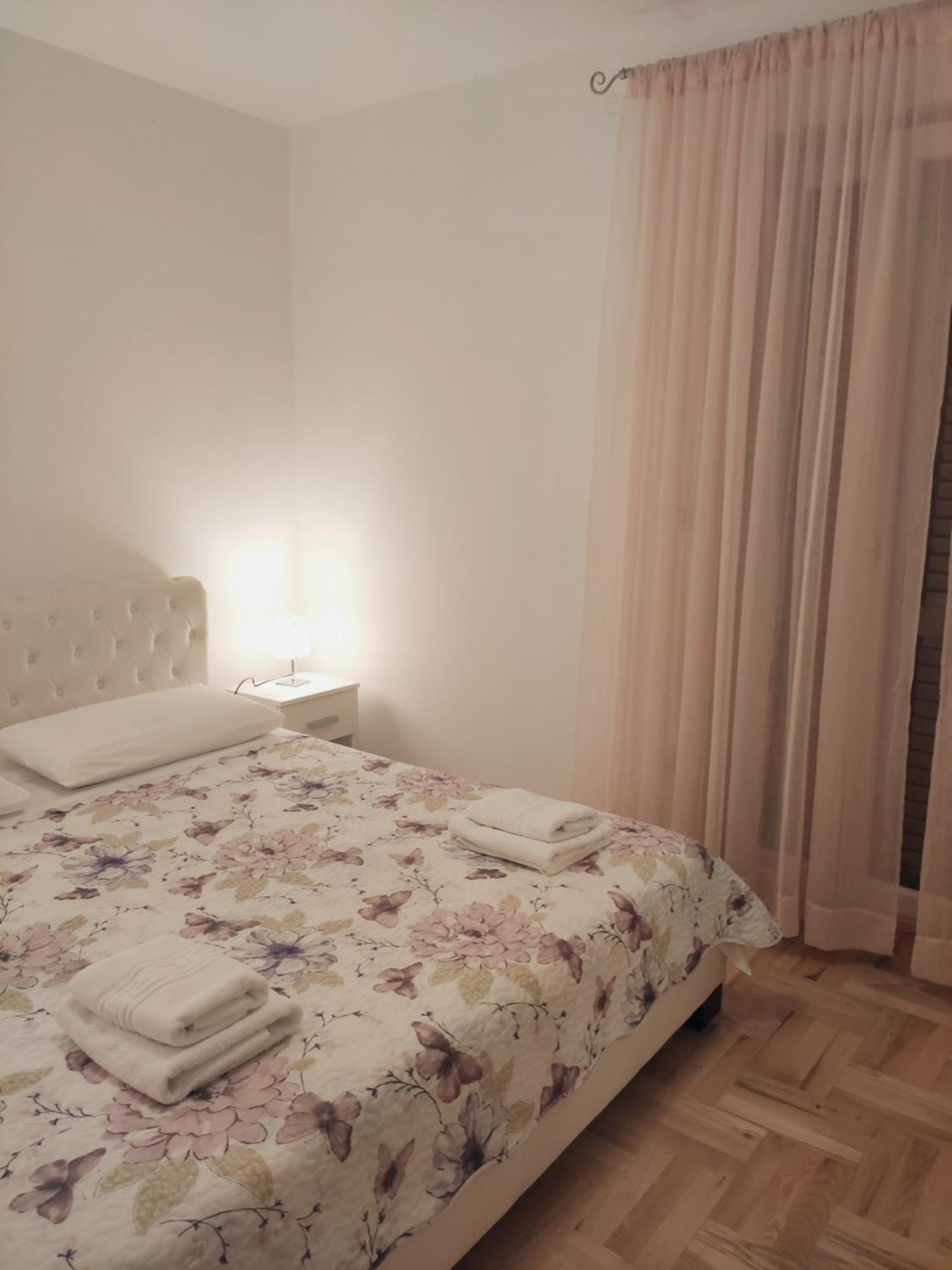 Siesta Apartments Šibenik Eksteriør bilde