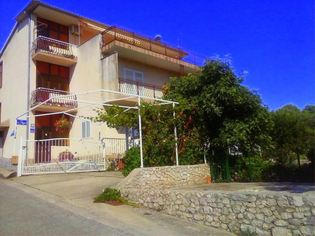 Siesta Apartments Šibenik Eksteriør bilde